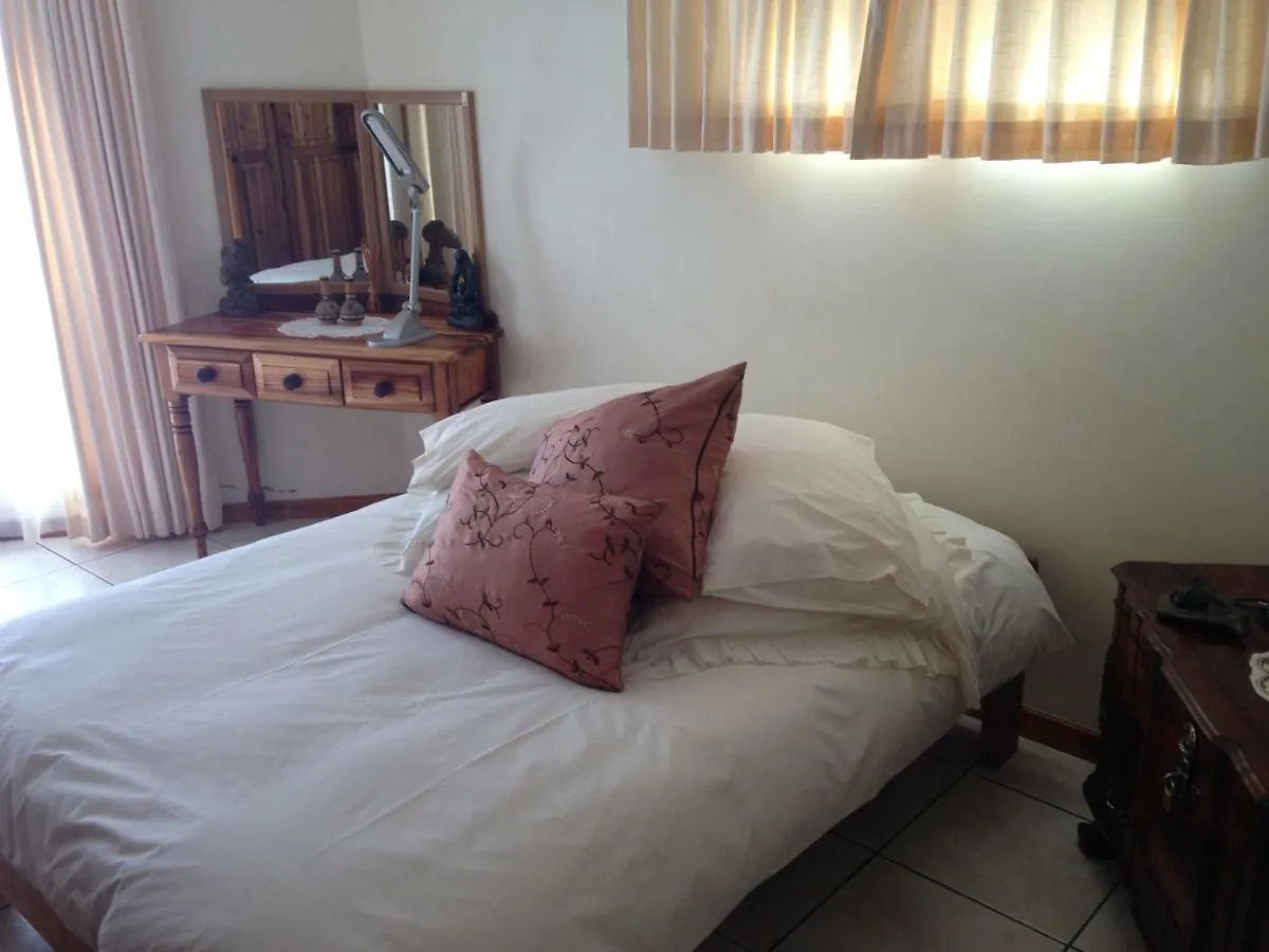 Apartment Serene Mountain Flat Clovelly